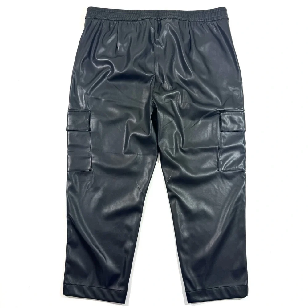 Gap Mid Rise Easy Cargo Pants Faux Leather Black